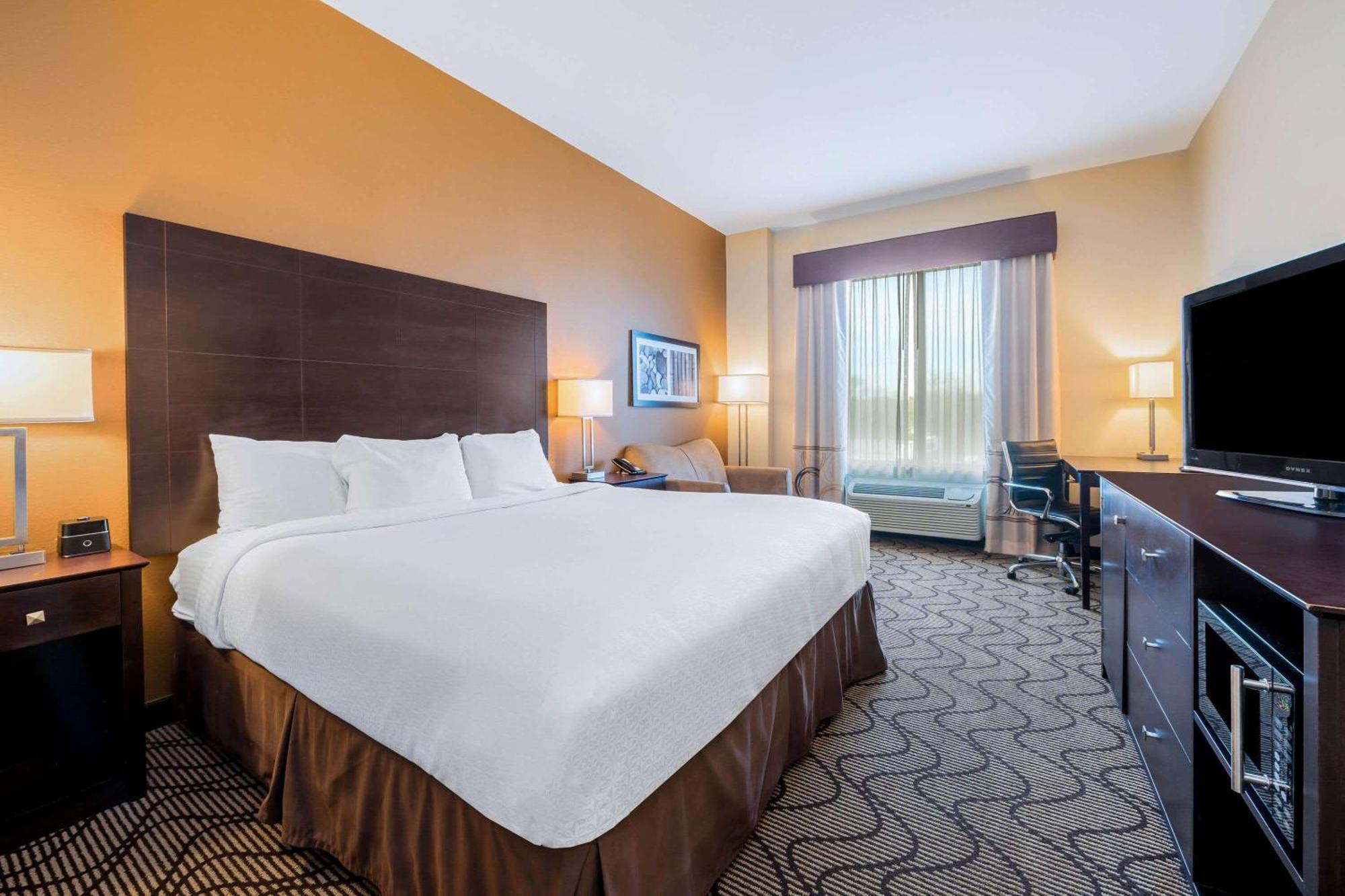 La Quinta By Wyndham Marshall Habitación foto